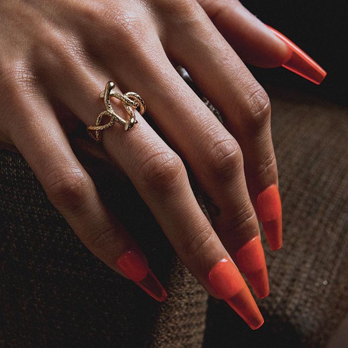 Regal rose online snake ring