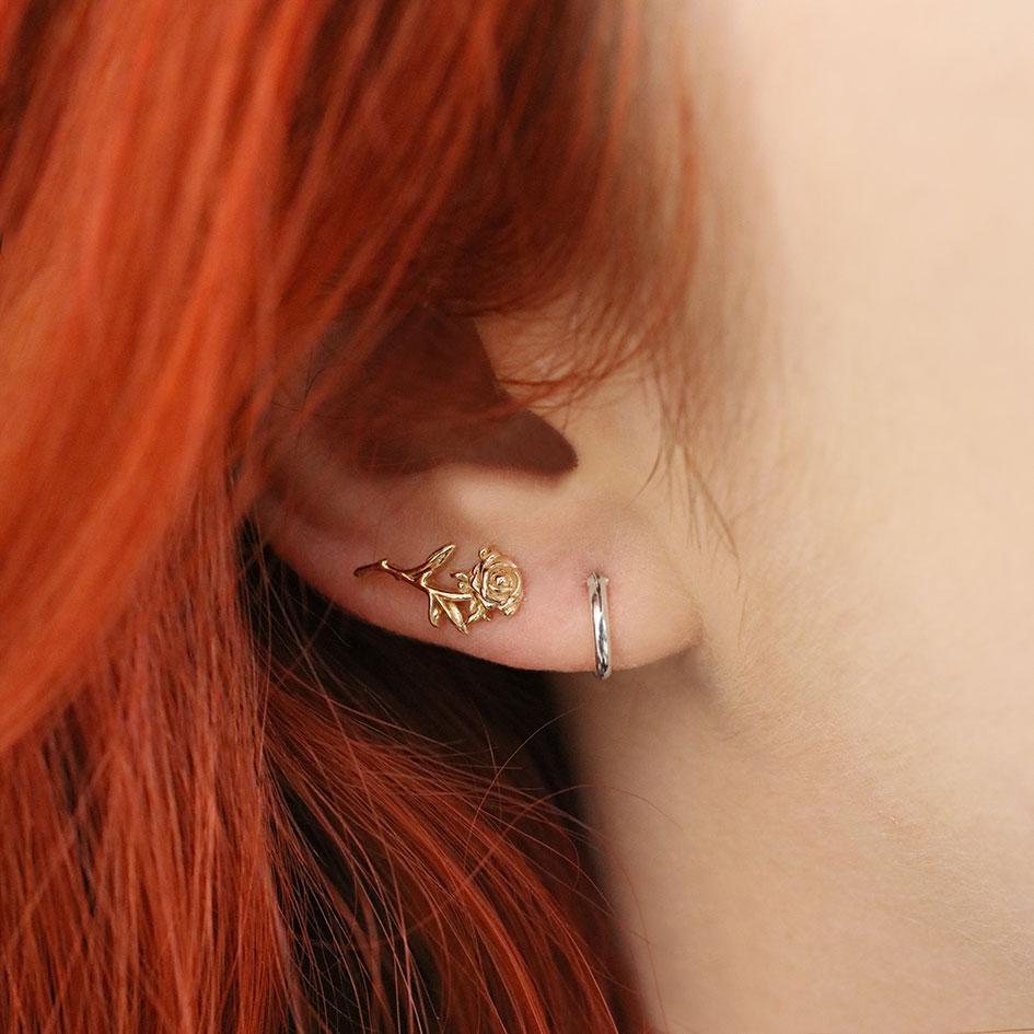 Small hoop hot sale earrings 8mm