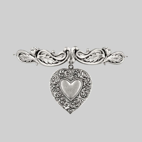 MAGNETAR. Chunky Link Chain Hearts Choker - Gold